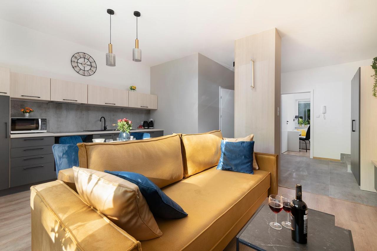 Easy Rent Apartments - Kosmos Люблін Екстер'єр фото